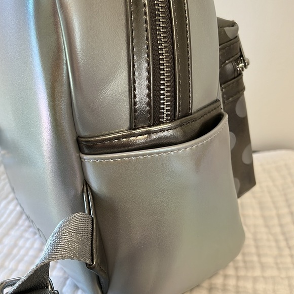 NEW Loungefly Disney 100 Minnie Mouse Platinum mini backpack and wallet set - Picture 13 of 16